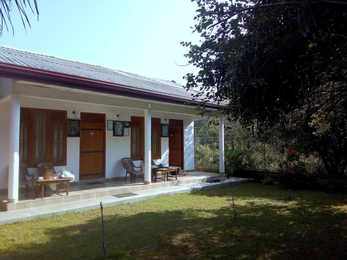 River Nature Park Polonnaruwa Exterior photo