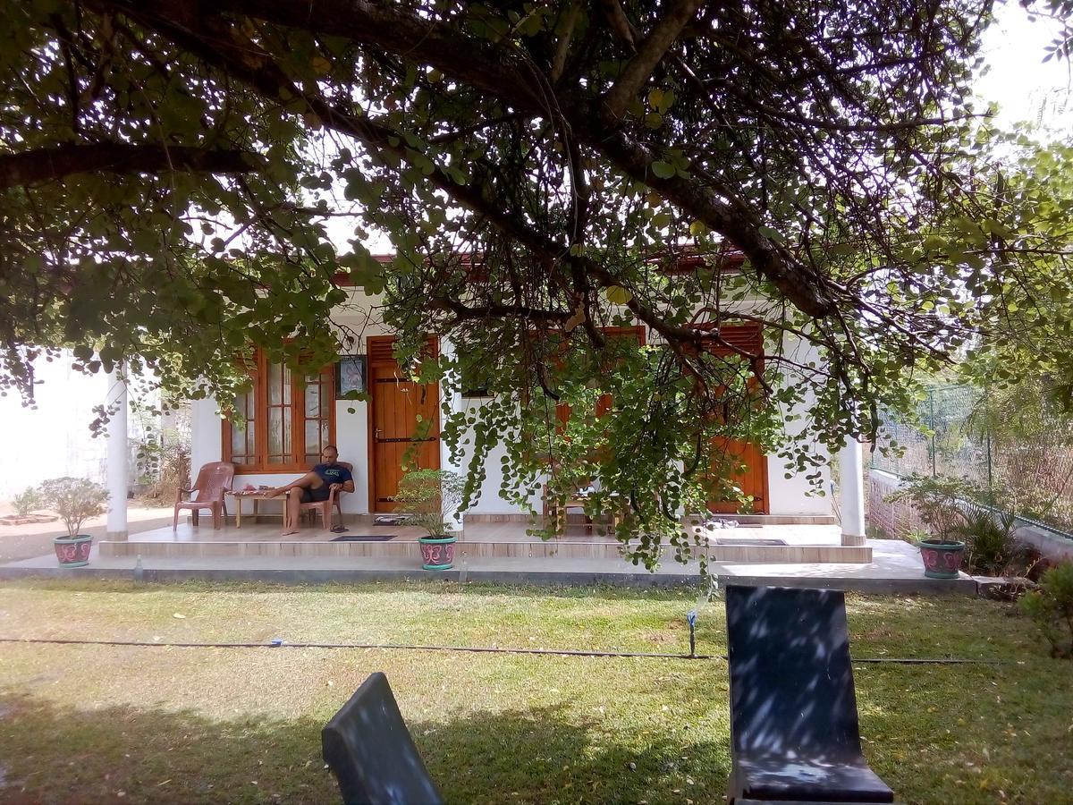River Nature Park Polonnaruwa Exterior photo